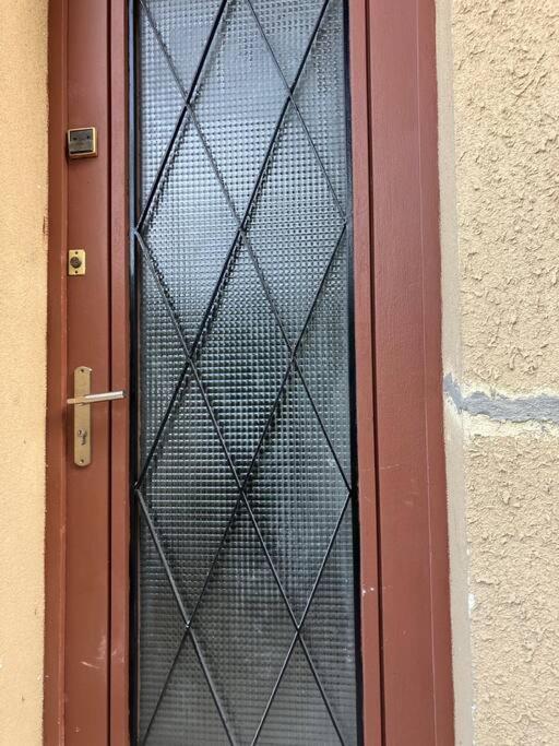 Appartement T4 Terrasse Et Vue Istres Exterior photo